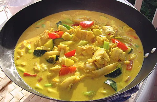 Thailändisch-baltisches Fischcurry