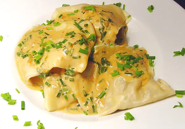 Selbstgemachte Steinpilz-Ravioli